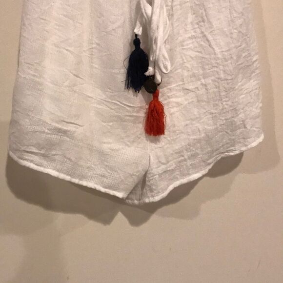 altar'd state White Ruffle Neck Romper - Size S - Picture 4 of 8